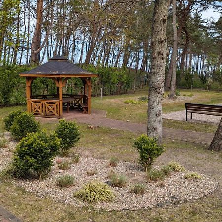 Dwie Sosny I Swierk Ustronie Morskie Exteriér fotografie